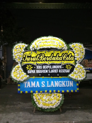 Papan Bunga Duka di Citarum
